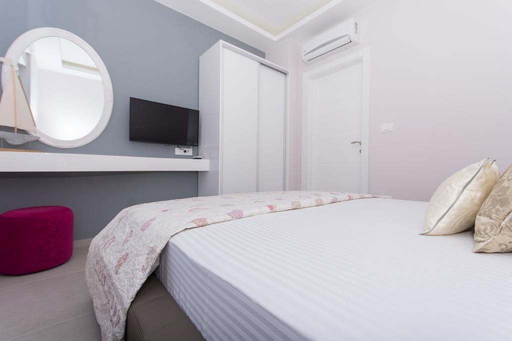 Apartments Soho Trogir Buitenkant foto