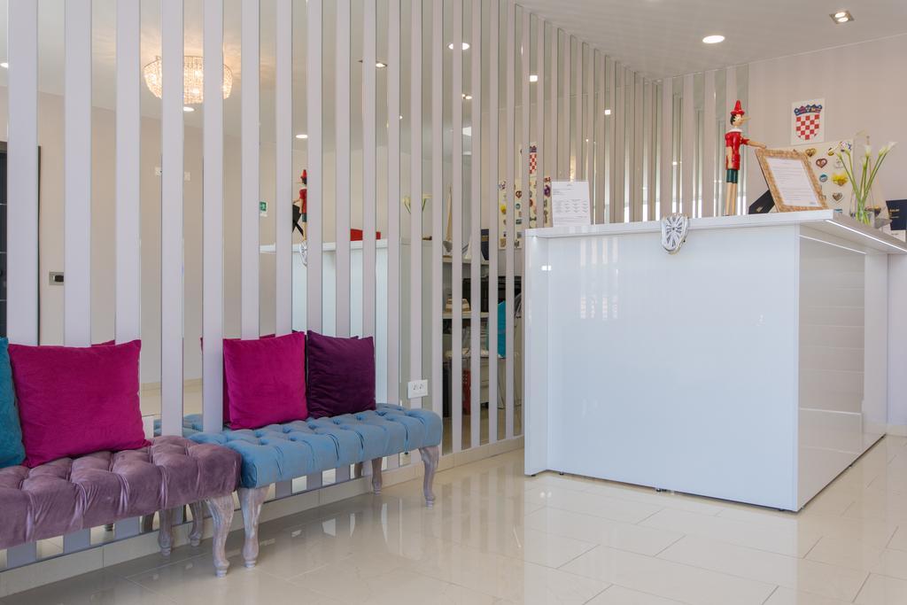 Apartments Soho Trogir Buitenkant foto